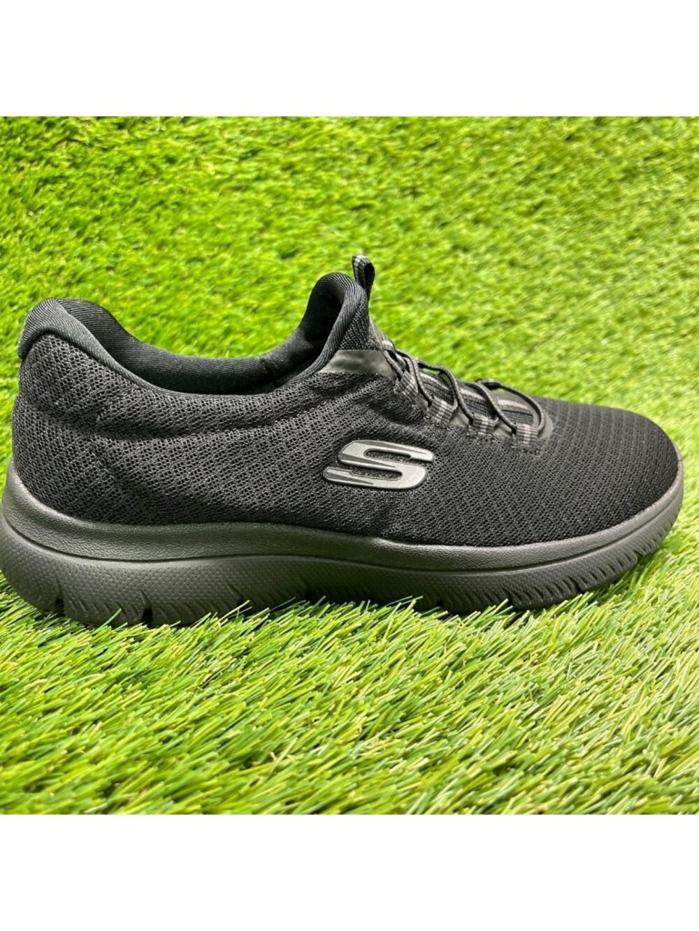 Skechers Summits Womens Size 5.5 Triple Black Athletic Running Shoes Sneakers